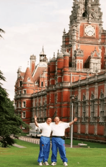 Barry Burnett Scott Tinder Europe Barry Burnett Scott Tinder Europe