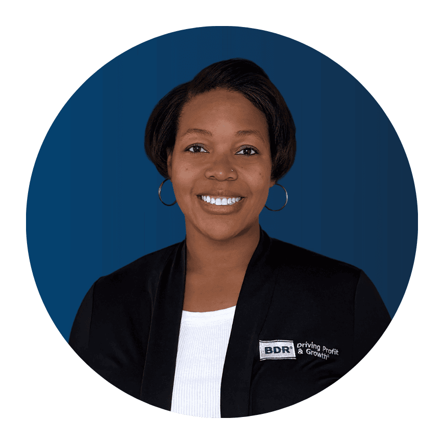 Lacie Mitchell - headshot - circle